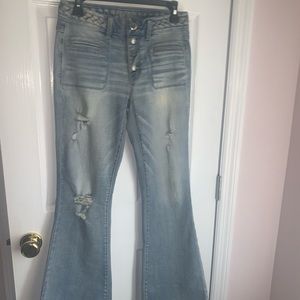 ANERICAN EAGLE BELL BOTTOM FLARE JEANS